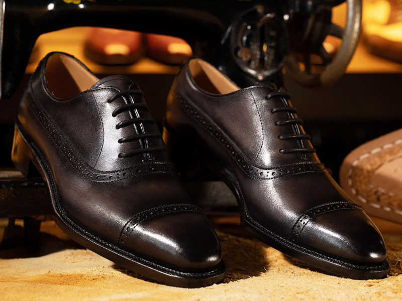 横飾雕花牛津鞋CAP TOE OXFORD